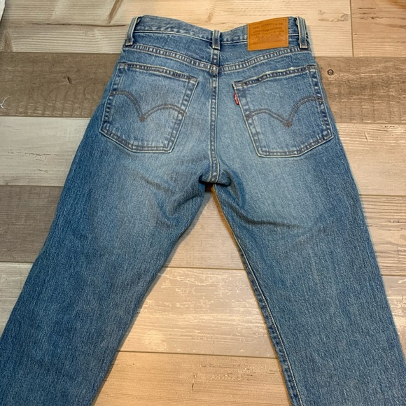 Levi's Pants - Wedgie Levis mom jeans